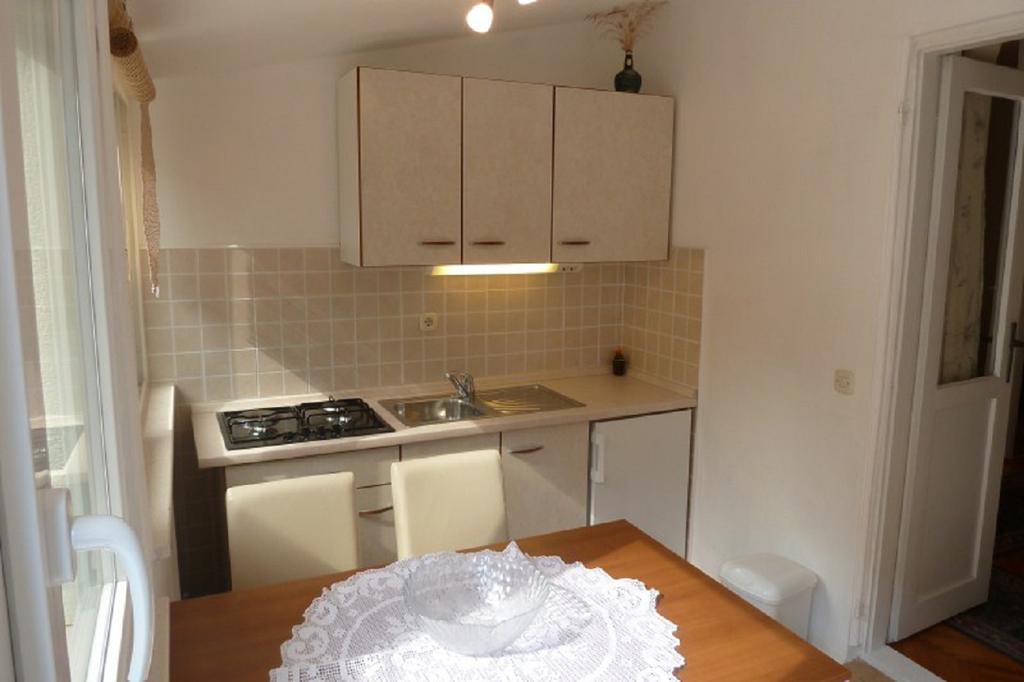 Apartments Indira Lovište Habitación foto